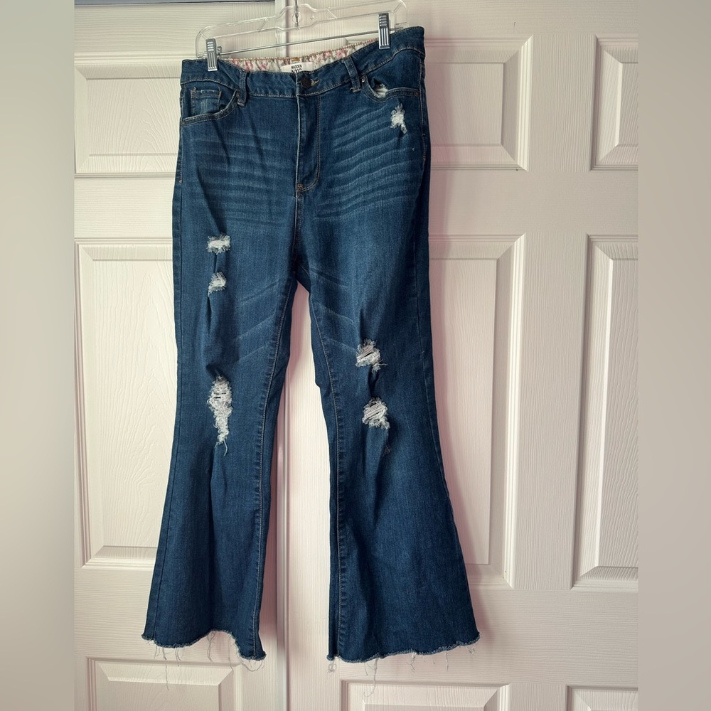 Trendy Distressed Flare Jeans in Deep Blue